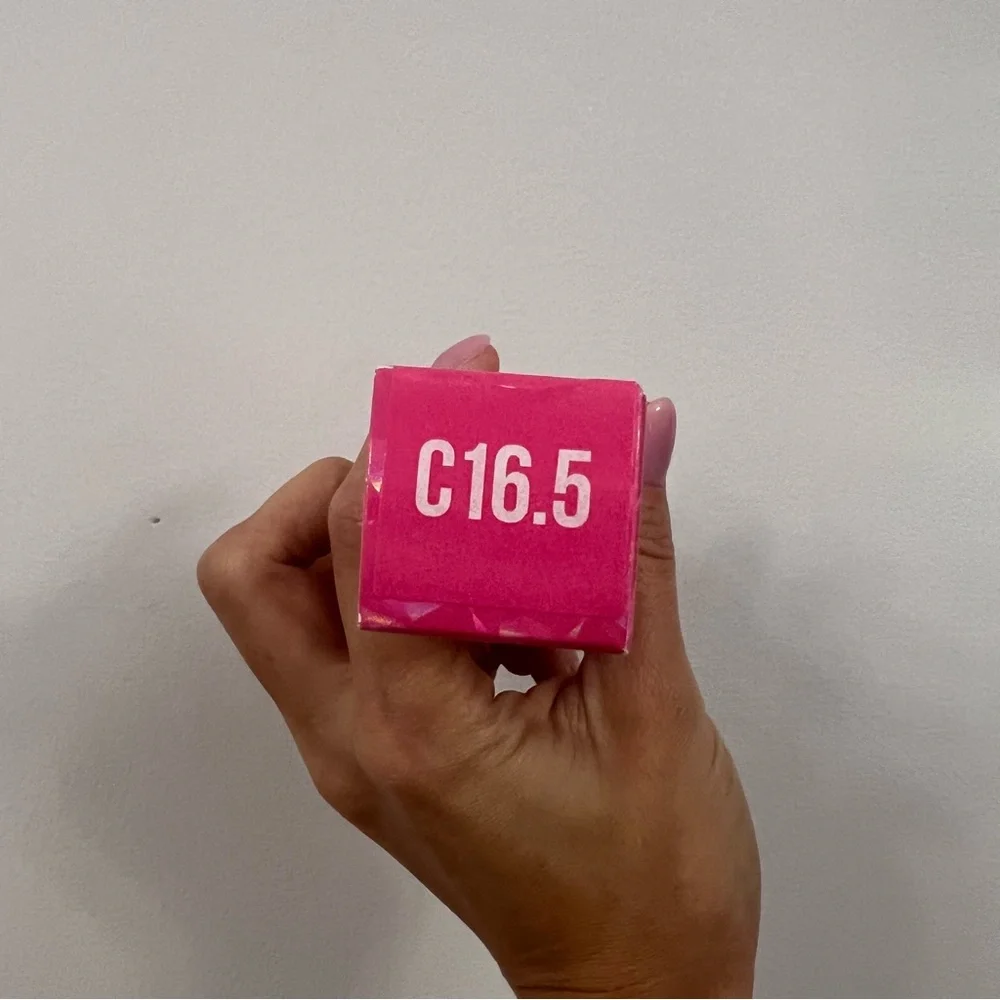 Jeffree Star‎ Magic Star Concealer C16.5